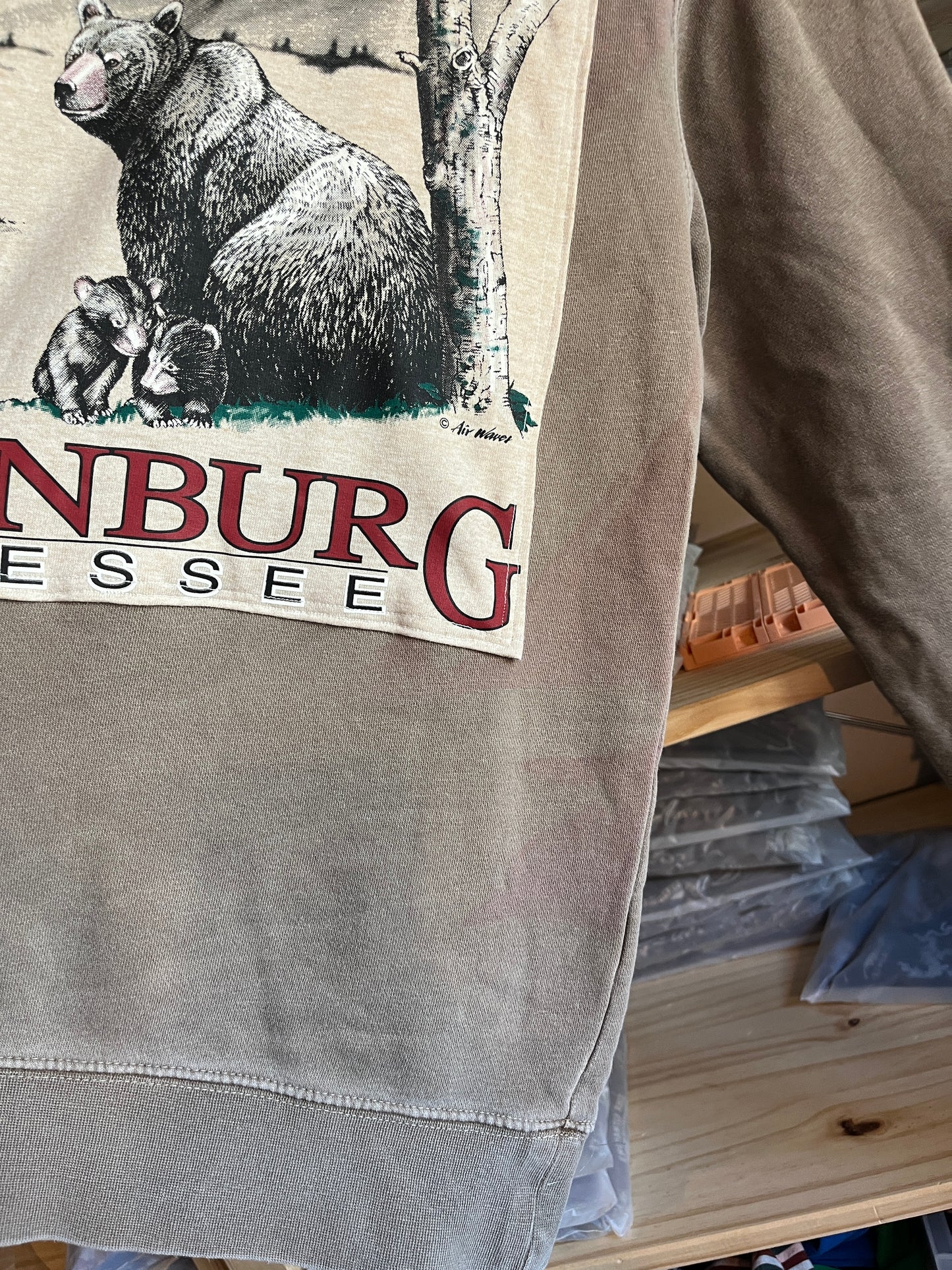 Gatlinburg Crewneck Upcycle Size S