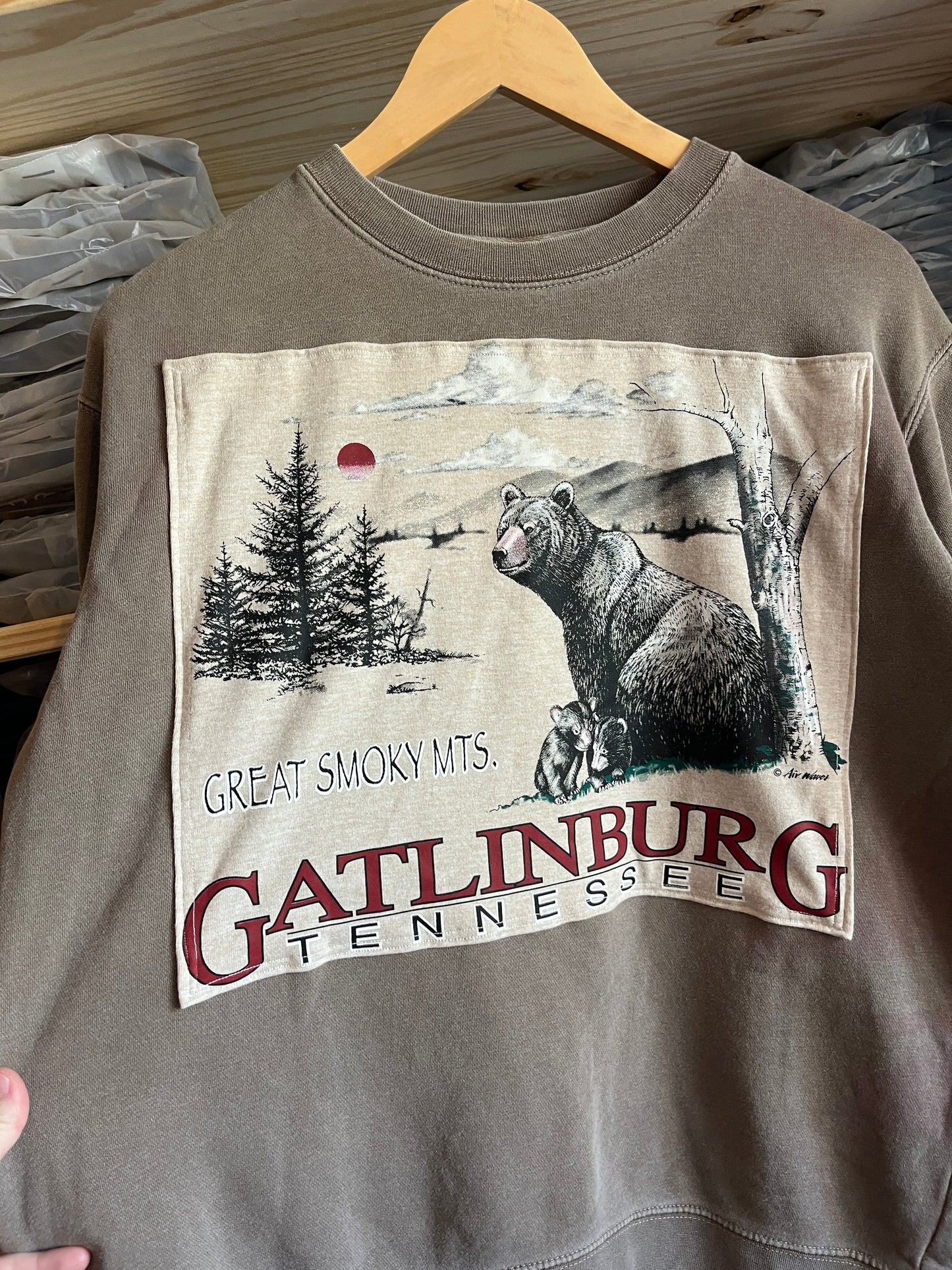 Gatlinburg Crewneck Upcycle Size S