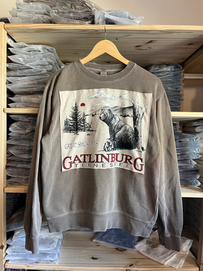 Gatlinburg Crewneck Upcycle Size S