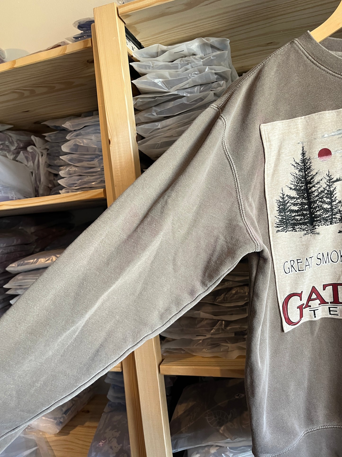 Gatlinburg Crewneck Upcycle Size S