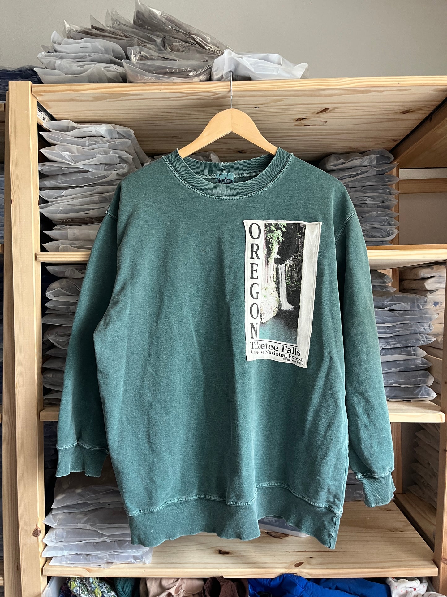 Toketee Falls Upcycle Size M (Oversized Fit)
